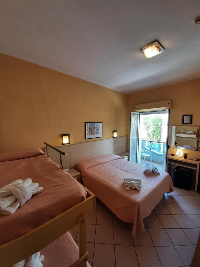Hotel Originale By Alehotels Rimini Luaran gambar