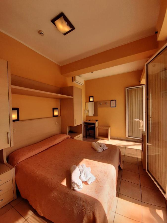 Hotel Originale By Alehotels Rimini Luaran gambar