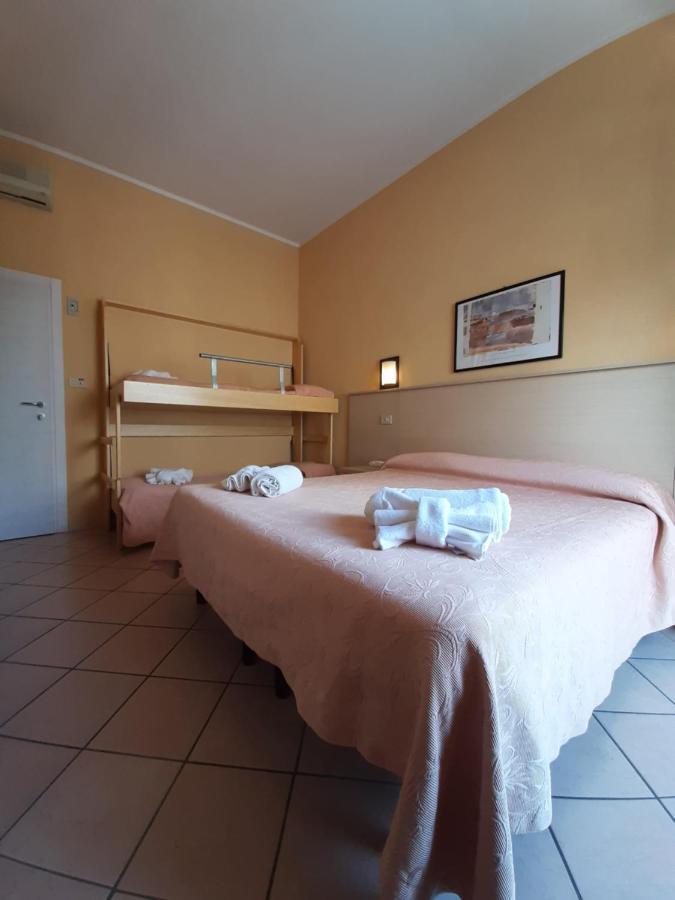 Hotel Originale By Alehotels Rimini Luaran gambar