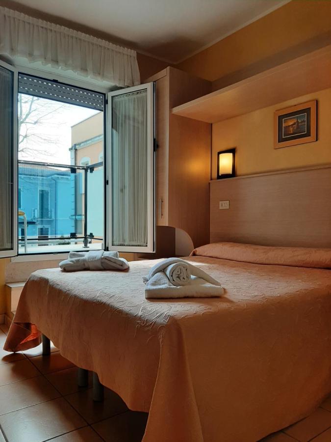 Hotel Originale By Alehotels Rimini Luaran gambar